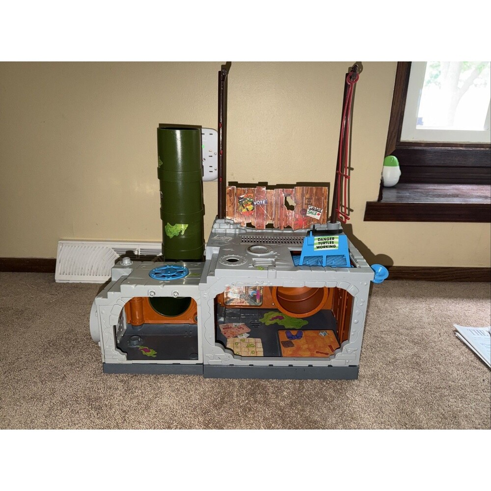 Vintage 1989 Teenage Mutant Ninja Turtles TMNT Sewer Lair Playset - Incomplete